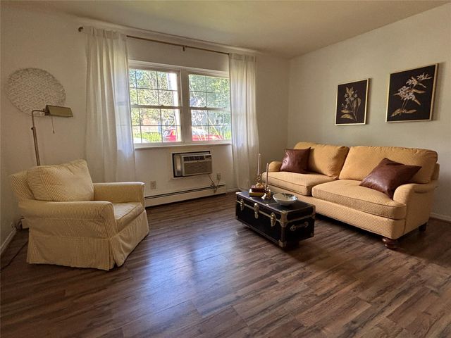 11 The Boulevard A4, Cold Spring, NY 10516