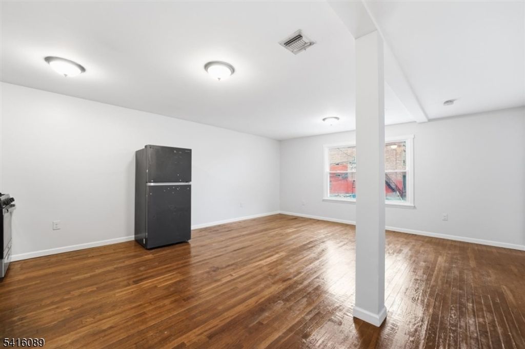 9 Godwin Ave, Paterson City, NJ 07501 — photo 5