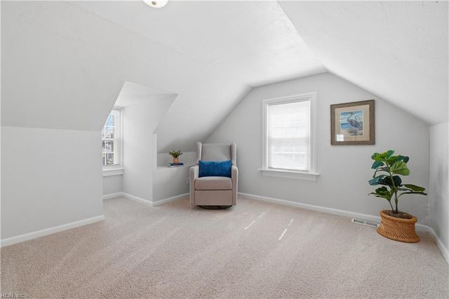 8 Montgomery ST, Portsmouth, VA 23707