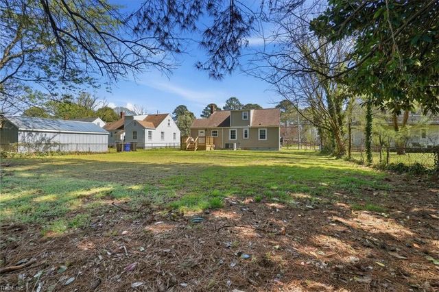 8 Montgomery ST, Portsmouth, VA 23707