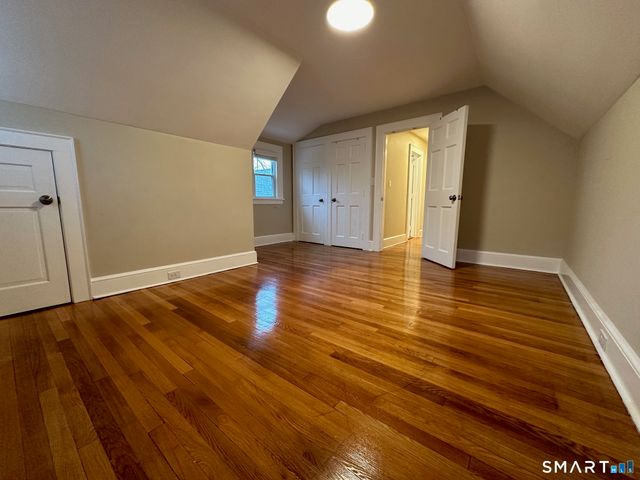 70 Hawthorne Street, Bridgeport, CT 06610