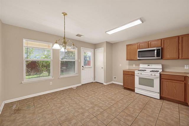 9615 Milas Way, Sugar Land, TX 77498