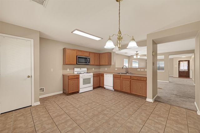 9615 Milas Way, Sugar Land, TX 77498