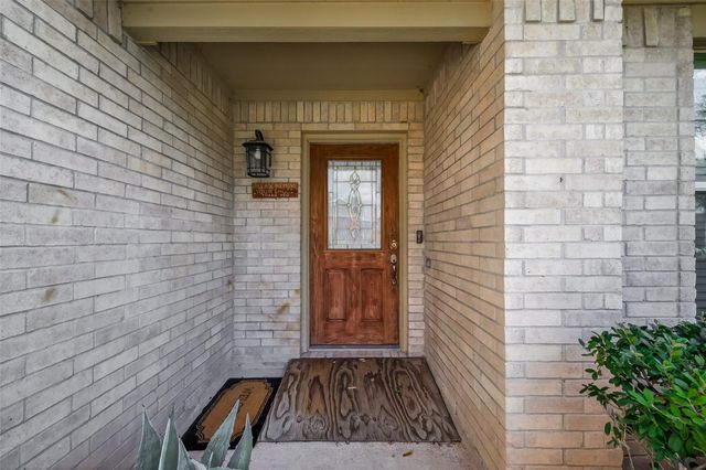 9615 Milas Way, Sugar Land, TX 77498