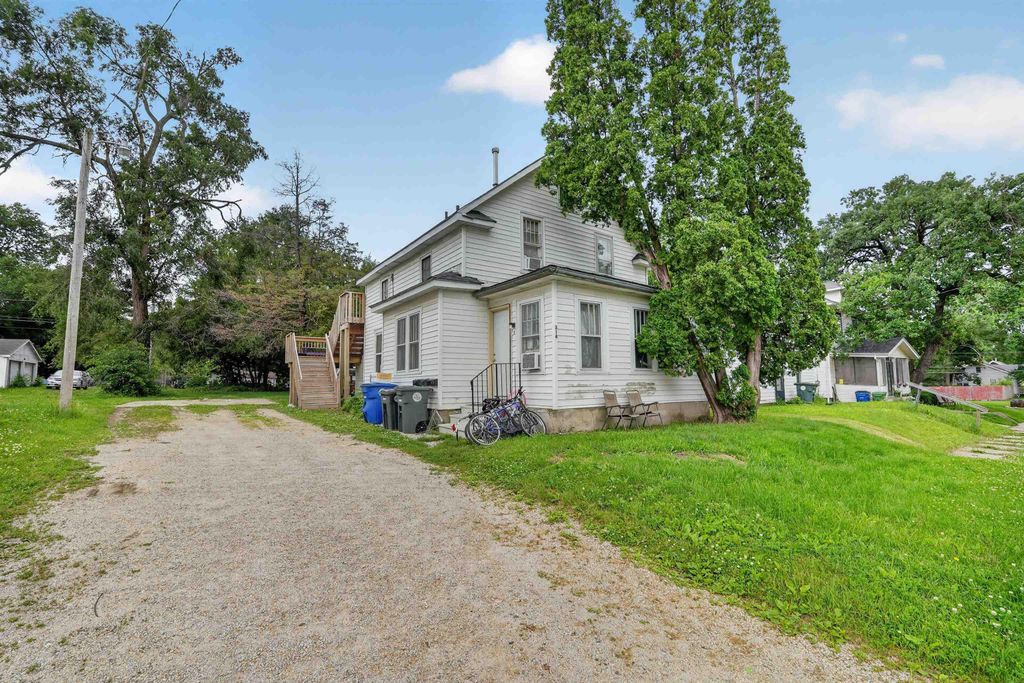 314 Lester Street, Waterloo, IA 50703