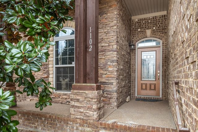 1102 Secretariat Dr, Mount Juliet, TN 37122
