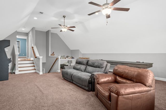 1102 Secretariat Dr, Mount Juliet, TN 37122