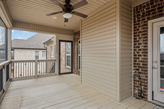 1102 Secretariat Dr, Mount Juliet, TN 37122