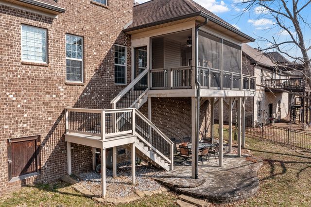 1102 Secretariat Dr, Mount Juliet, TN 37122