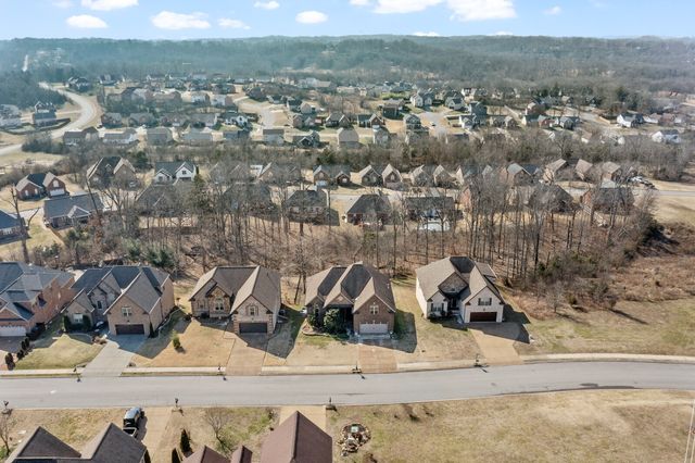 1102 Secretariat Dr, Mount Juliet, TN 37122