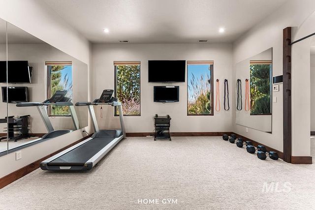 473 N Strata Via Way, Boise, ID 83712