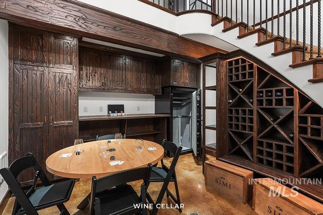 473 N Strata Via Way, Boise, ID 83712