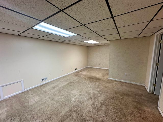 413 Linden Circle, Huntington, WV 25705