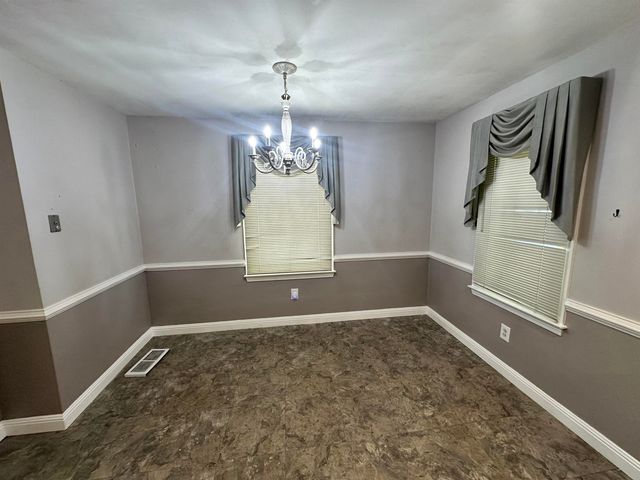 413 Linden Circle, Huntington, WV 25705