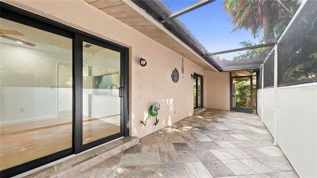 4802 KESTRAL PARK CIRCLE 22, Sarasota, FL 34231