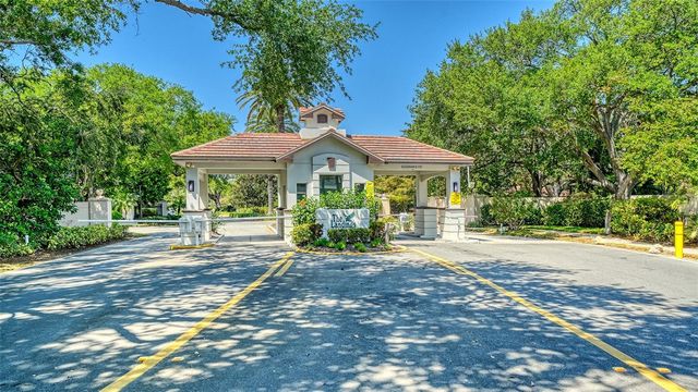 4802 KESTRAL PARK CIRCLE 22, Sarasota, FL 34231
