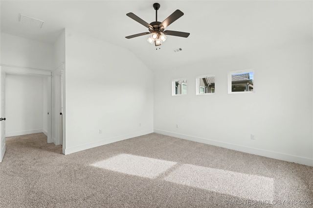 2104 E 128th Place S, Jenks, OK 74037