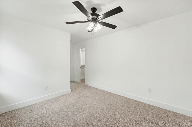 2104 E 128th Place S, Jenks, OK 74037