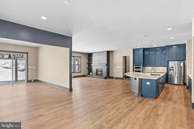 395 QUIET CREEK DR, Gettysburg, PA 17325