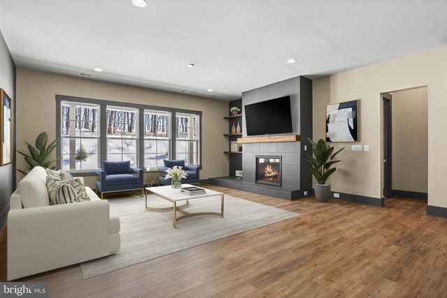 395 QUIET CREEK DR, Gettysburg, PA 17325