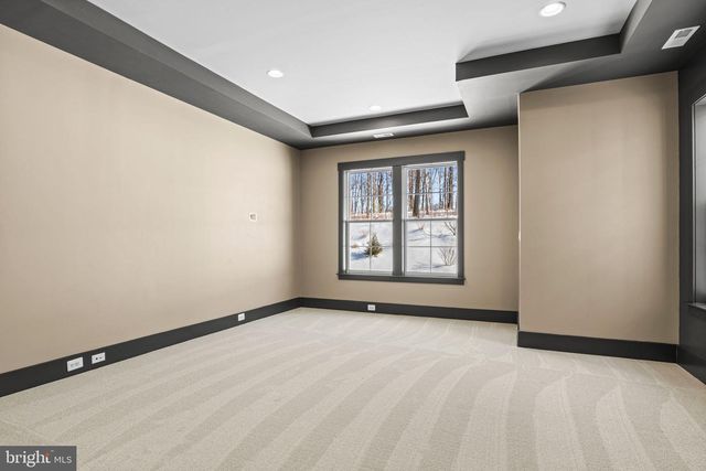 395 QUIET CREEK DR, Gettysburg, PA 17325