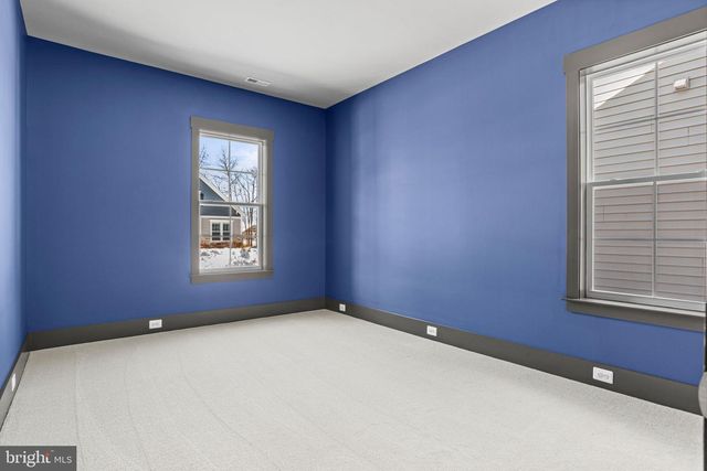 395 QUIET CREEK DR, Gettysburg, PA 17325