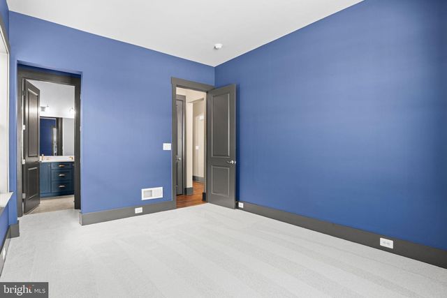 395 QUIET CREEK DR, Gettysburg, PA 17325