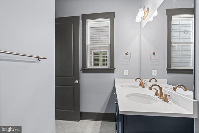 395 QUIET CREEK DR, Gettysburg, PA 17325