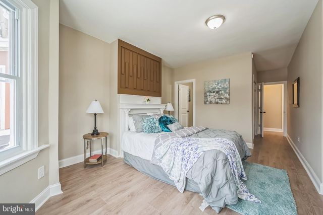 1220 S 52ND ST, Philadelphia, PA 19143