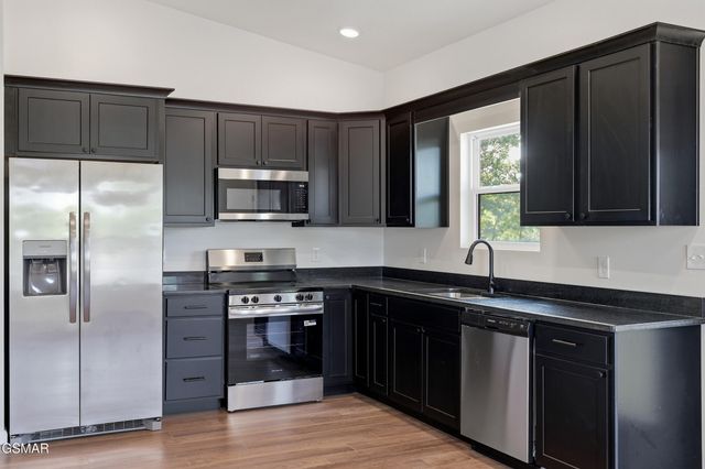 203 Granite Drive, Sevierville, TN 37876