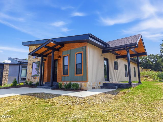 203 Granite Drive, Sevierville, TN 37876
