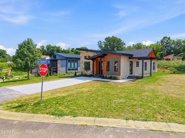 203 Granite Drive, Sevierville, TN 37876