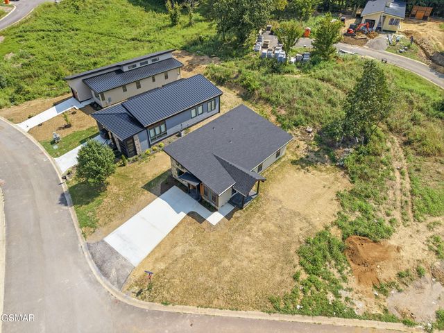 203 Granite Drive, Sevierville, TN 37876