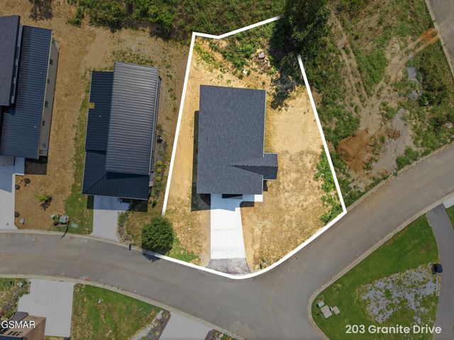 203 Granite Drive, Sevierville, TN 37876