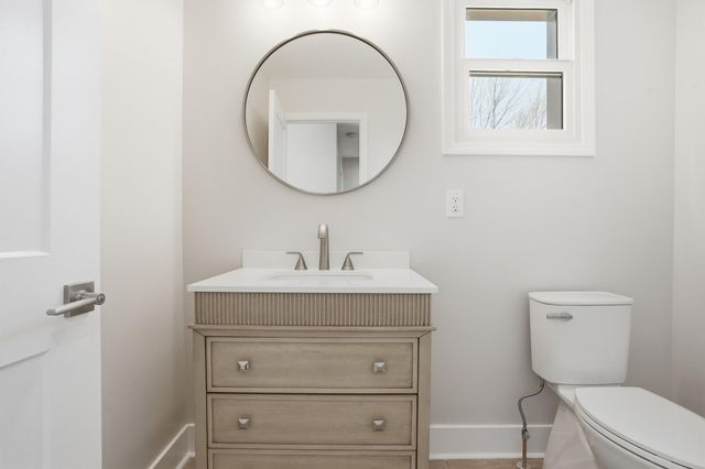 10043 Twin Creek Boulevard, Munster, IN 46321