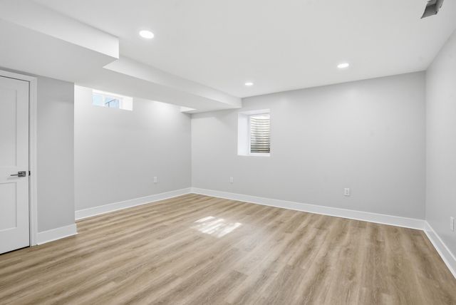 10043 Twin Creek Boulevard, Munster, IN 46321