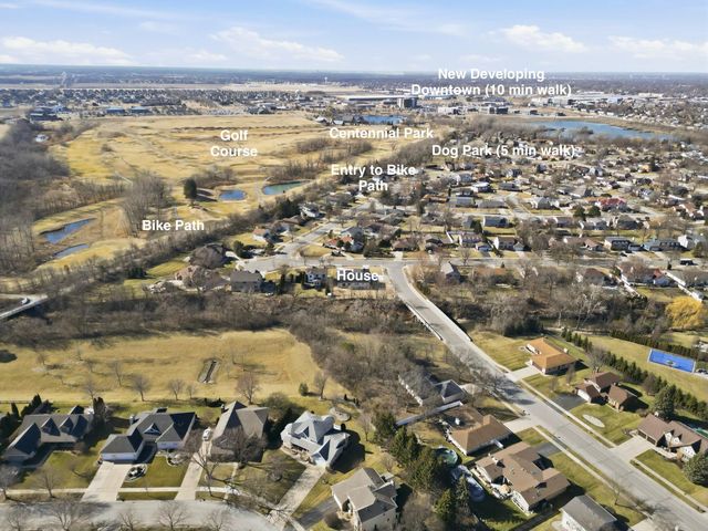 10043 Twin Creek Boulevard, Munster, IN 46321