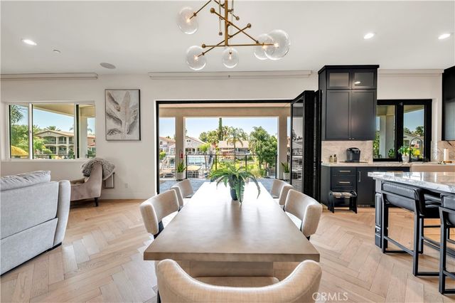 30327 Sea Horse, Canyon Lake, CA 92587