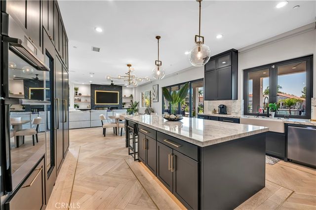 30327 Sea Horse, Canyon Lake, CA 92587
