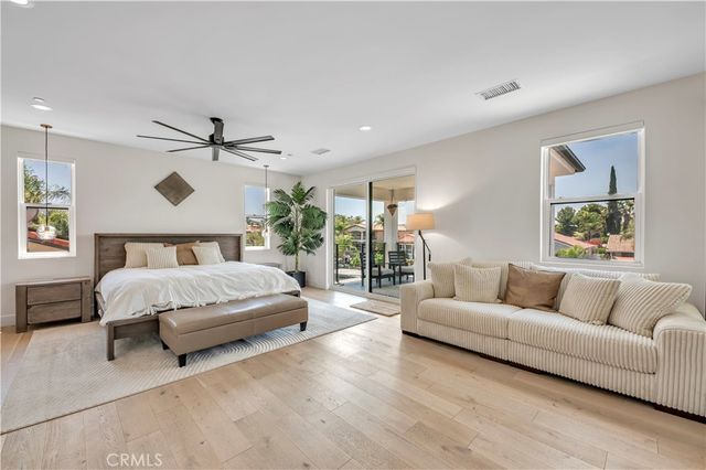 30327 Sea Horse, Canyon Lake, CA 92587