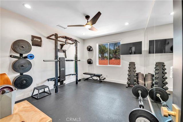30327 Sea Horse, Canyon Lake, CA 92587
