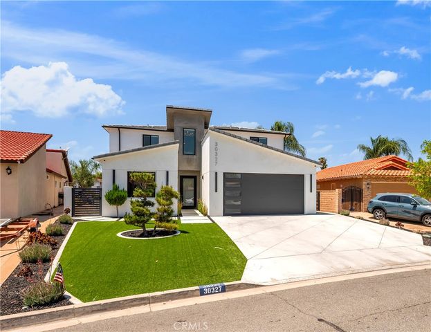 30327 Sea Horse, Canyon Lake, CA 92587