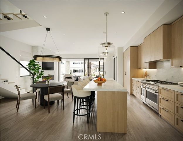 306 Marguerite, Corona Del Mar (newport Beach), CA 92625