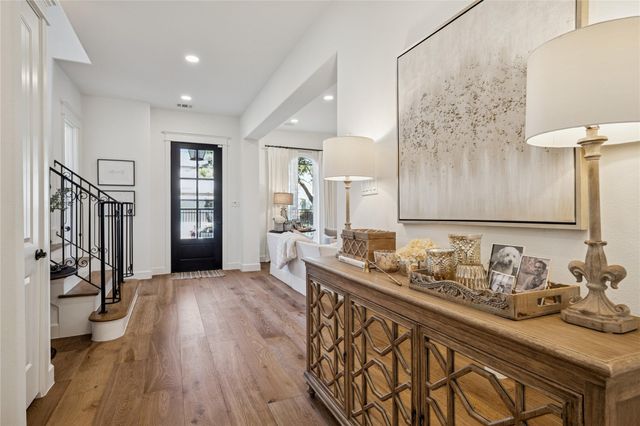 2031 Sheridan Street A, Houston, TX 77030