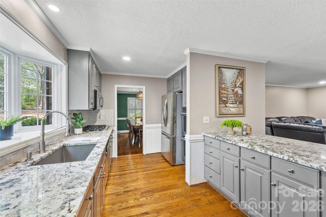 10500 Doylestown Road, Matthews, NC 28105