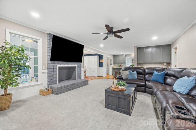 10500 Doylestown Road, Matthews, NC 28105