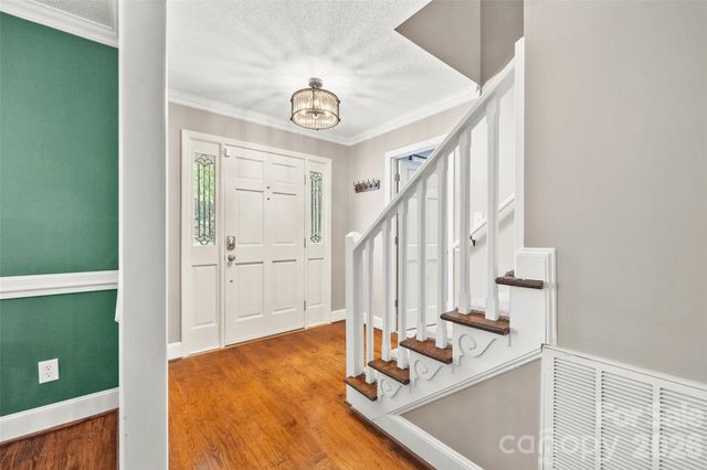 10500 Doylestown Road, Matthews, NC 28105