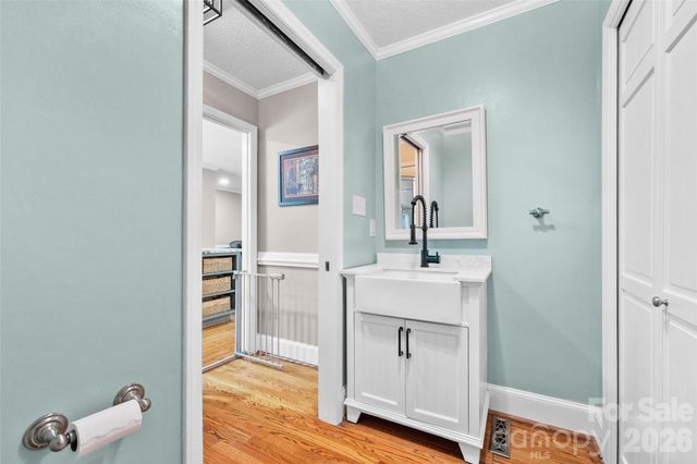 10500 Doylestown Road, Matthews, NC 28105