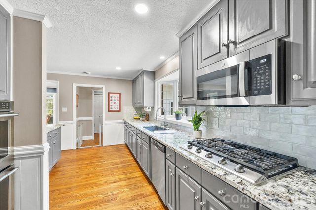 10500 Doylestown Road, Matthews, NC 28105