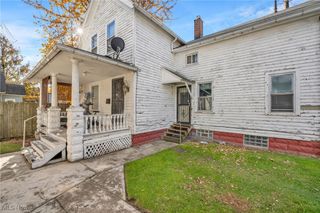 1818 W 57th Street, Cleveland, OH 44102